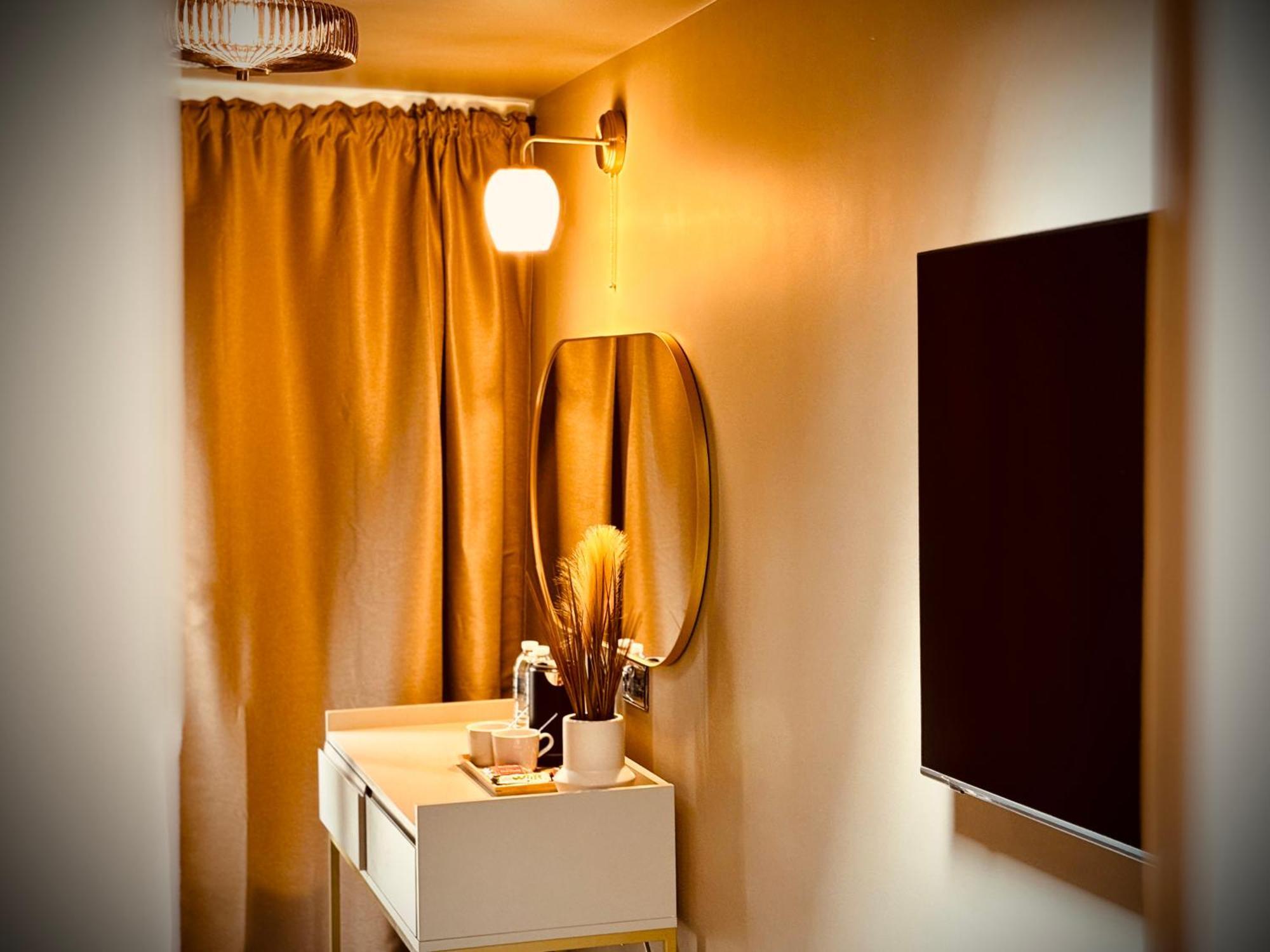 Rooms At The Quayside - Stylish En-Suite Rooms On Poole Quay All Fully Refurbed Exterior foto